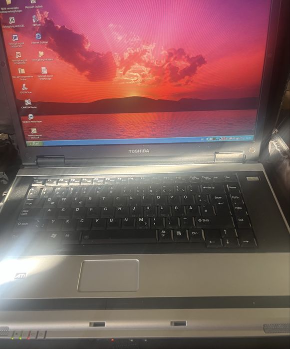 Vand leptop toshiba
