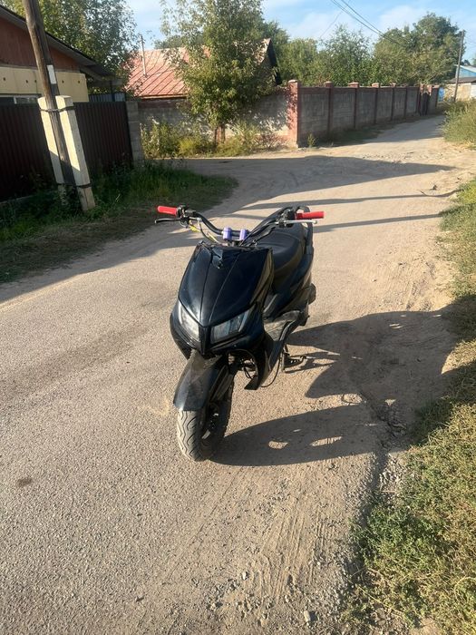 Продам Мопед м8 1 поколения
