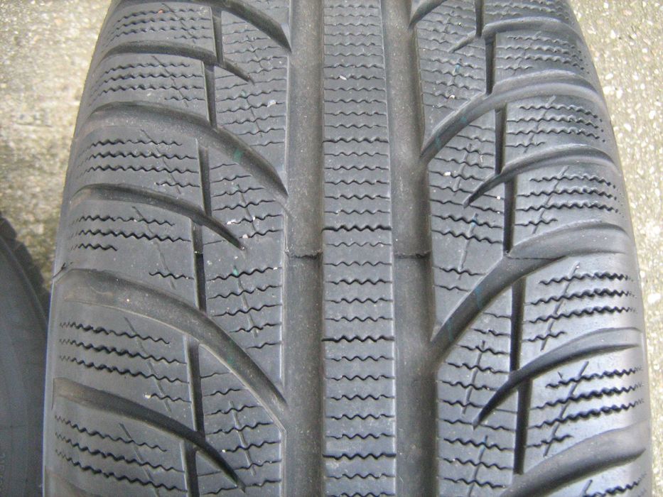 DE VINZARE jante aliaj16" cu amvelope ptr Mazda 2, 3,CX3