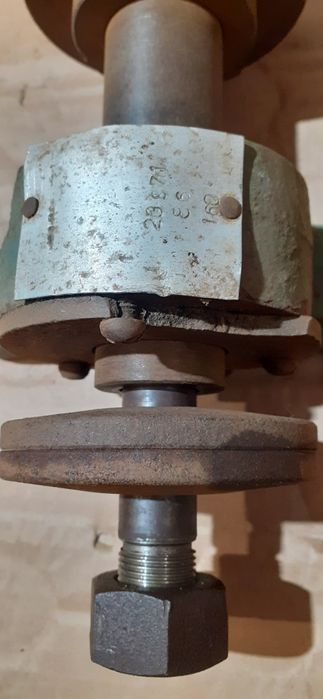 Ел.двигател 2,2kw и вал свалени от циркуляр