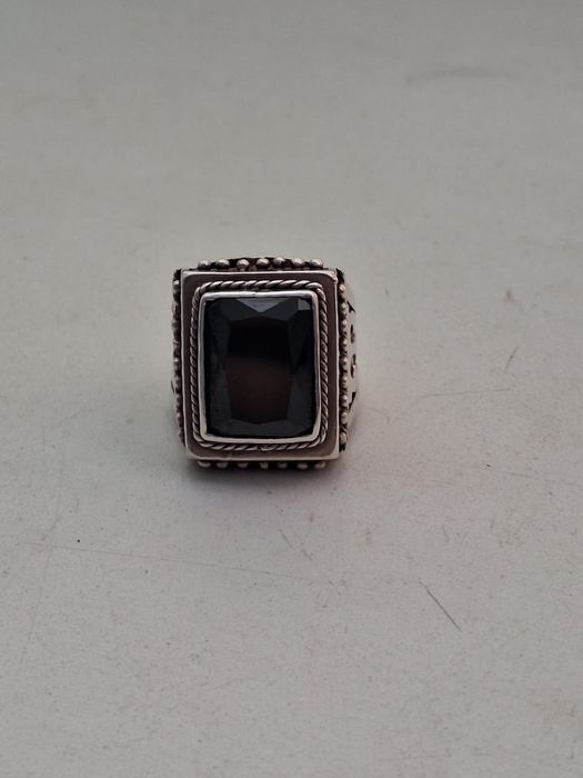 Продам мужской перстень