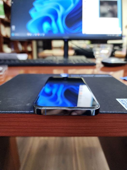 Iphone 13 pro idel holatda