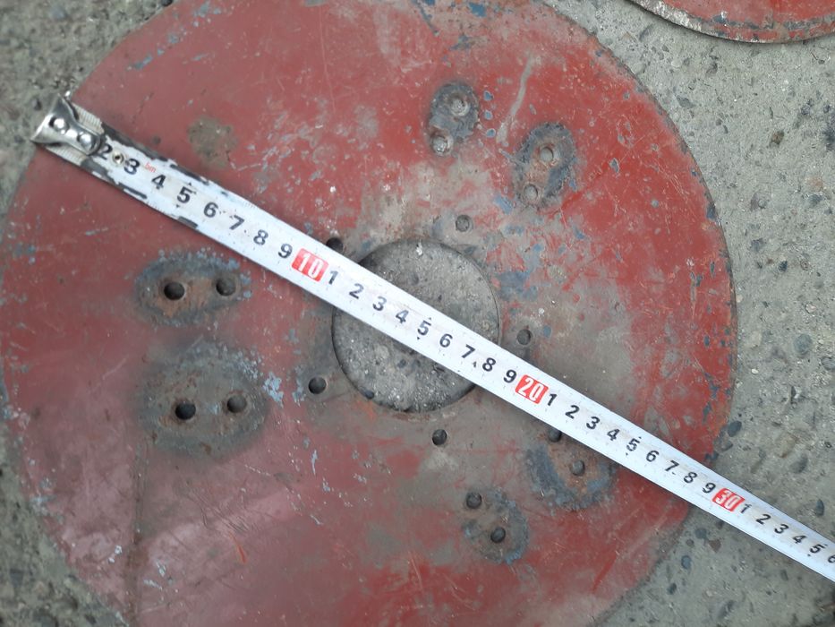 Флянцы диаметр 30 см