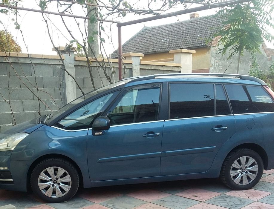 Vând Citroen C4 Grande picaso