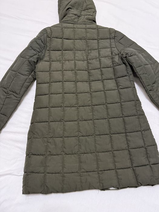 Ayollar kurtkasi.   Куртка женская