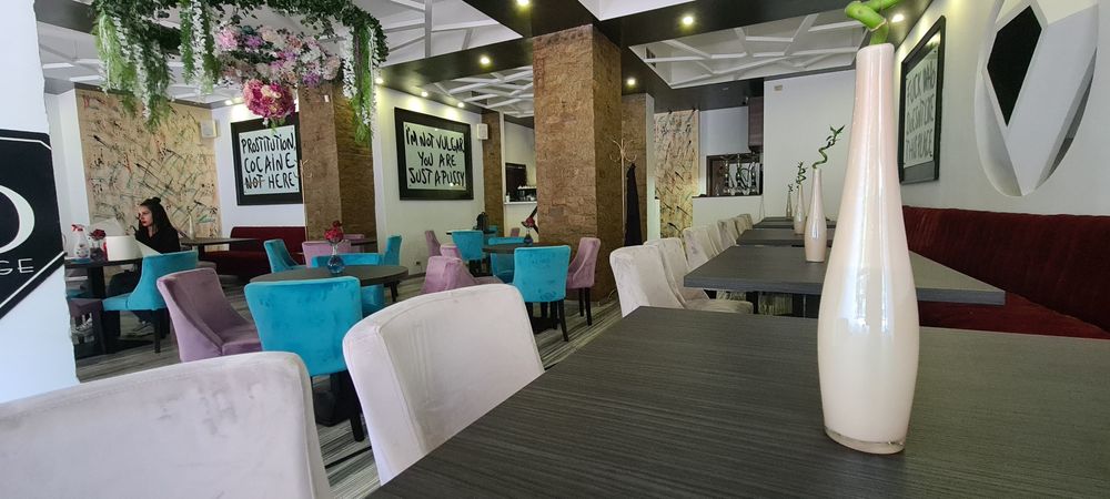 Canapele ,scaune, mese pentru restaurant, cafenele, HORECA, bistro