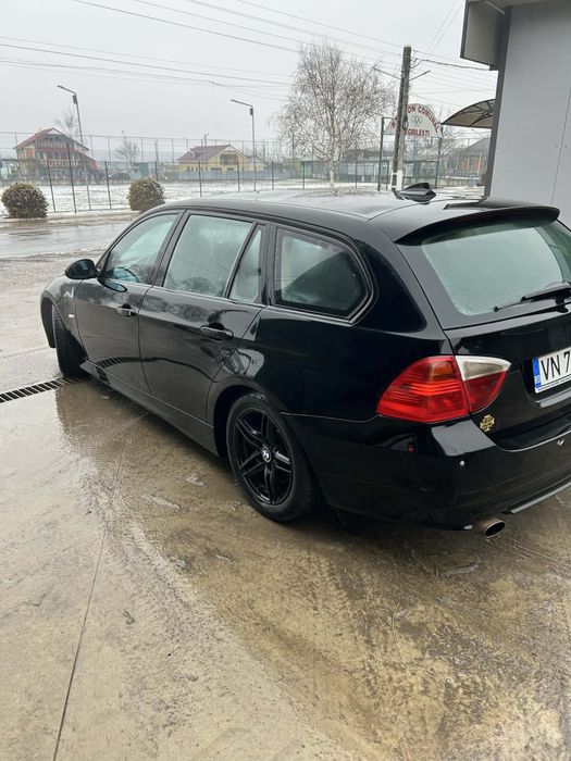 Vând sau Schimb Bmw E91 318D