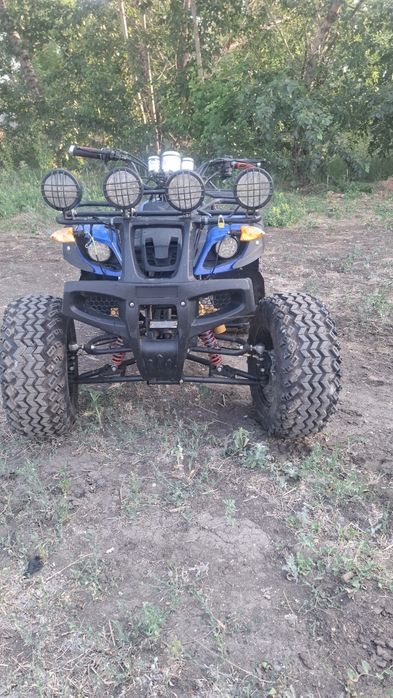 Продам квадрик 200 кубов