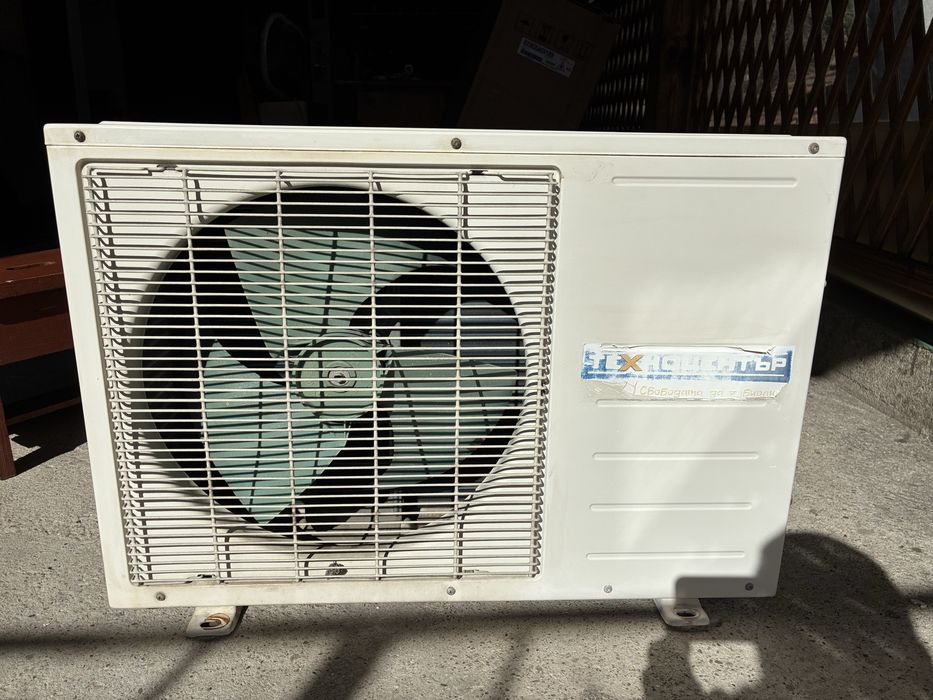 Климатик Midea 12 BTU