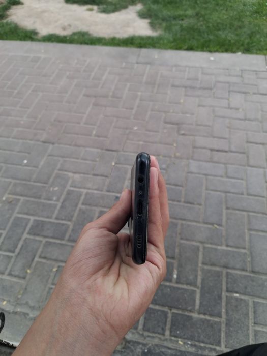 Samsung a12 sotiladi