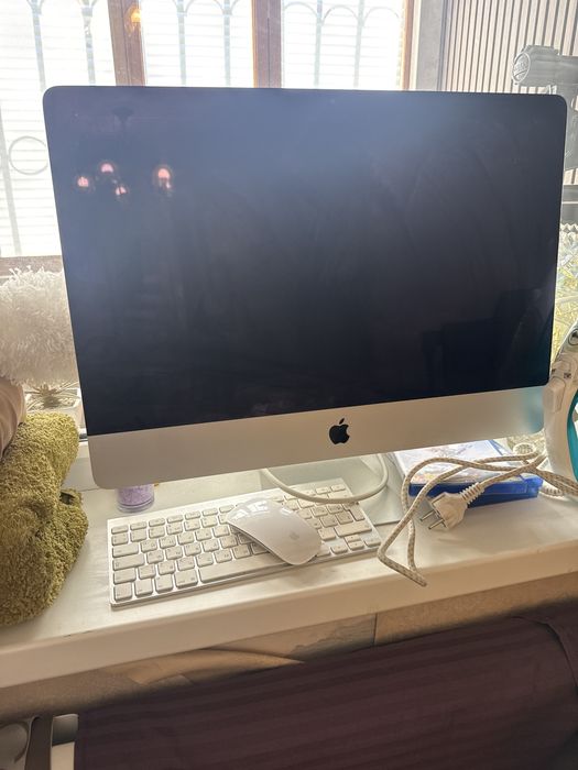 iMac Catalina 21.5 Core5 8