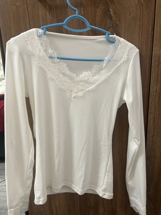 Новы лонгслив белый