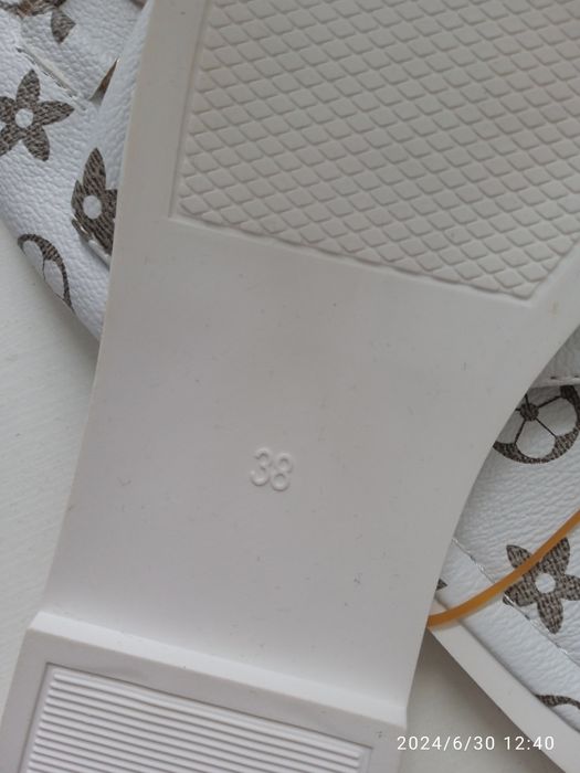 Шлепки новый,38 размер