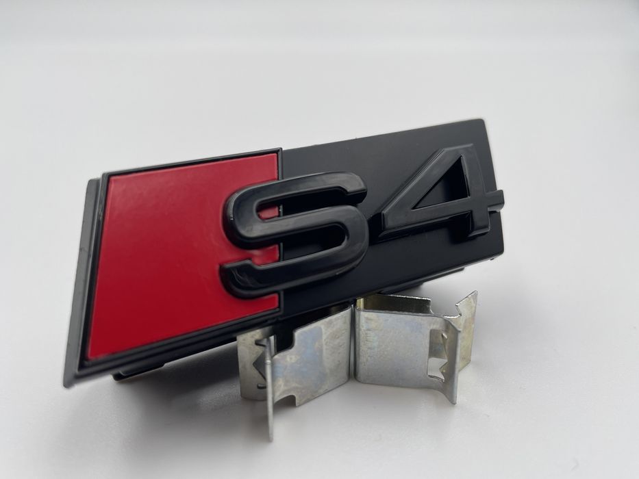 Emblema Audi S4 grila negru