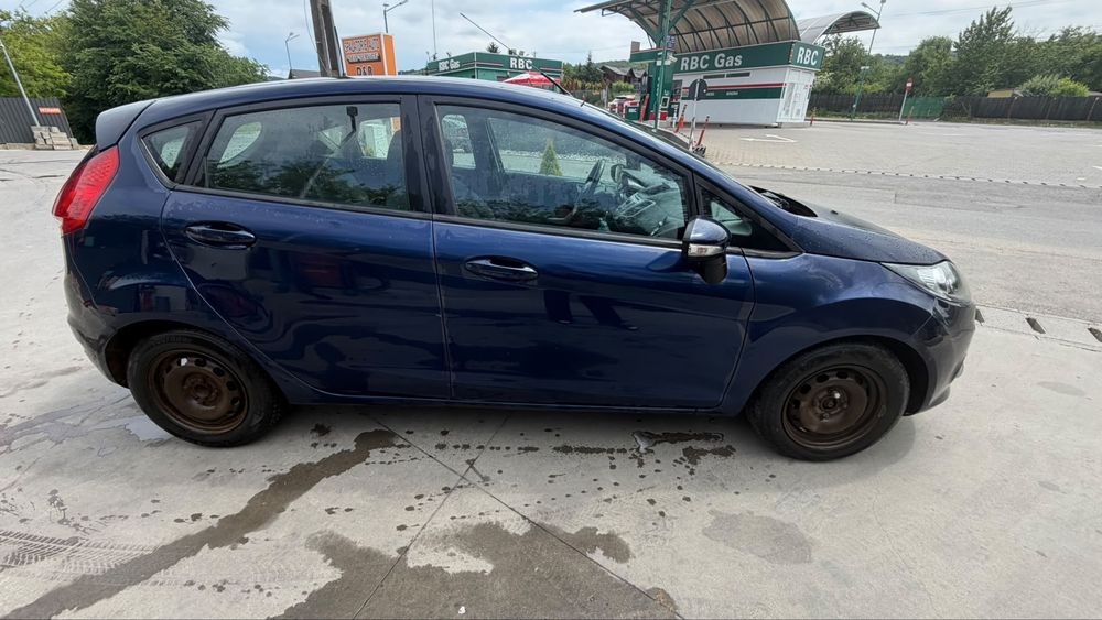FORD Fiesta 2011 — imagine 2