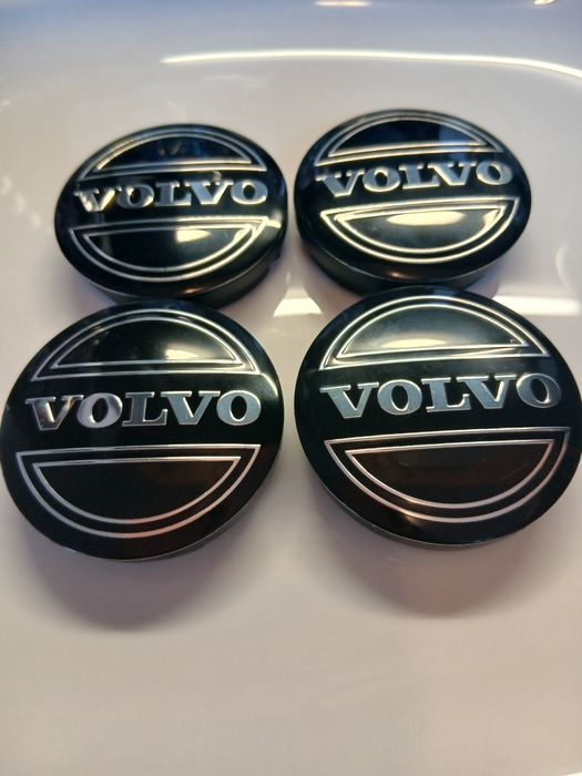 Капачки за джанти за Volvo Волво 52/55мм / черни декоративни тапи