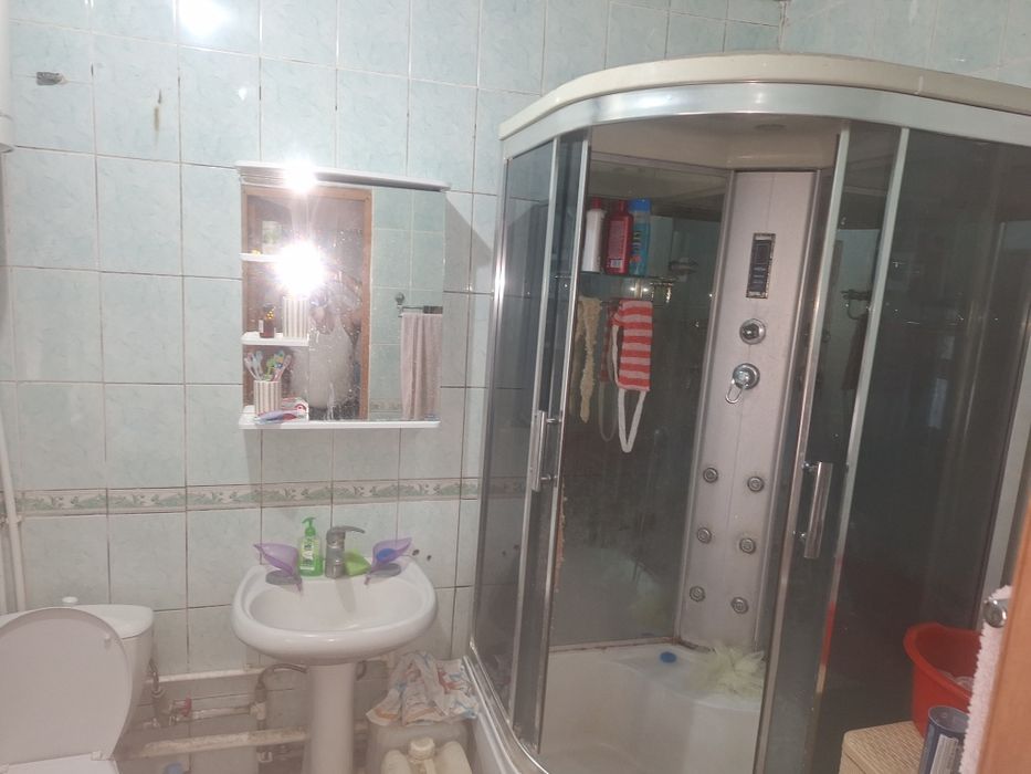 Полдома на 64квартале