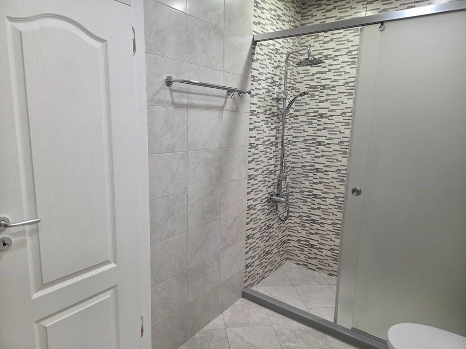 Дава се под наем Двустаен апартамент в Карлово - 76 кв.м за 448.8 € - Снимка #15