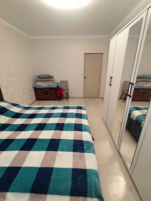 продам 2 комнатную квартиру