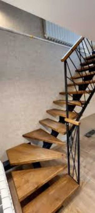 Вити стълби по индивидуален проект