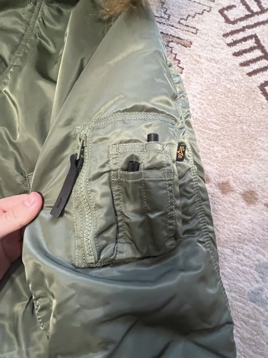 Продам Alpha Industries N-2B.