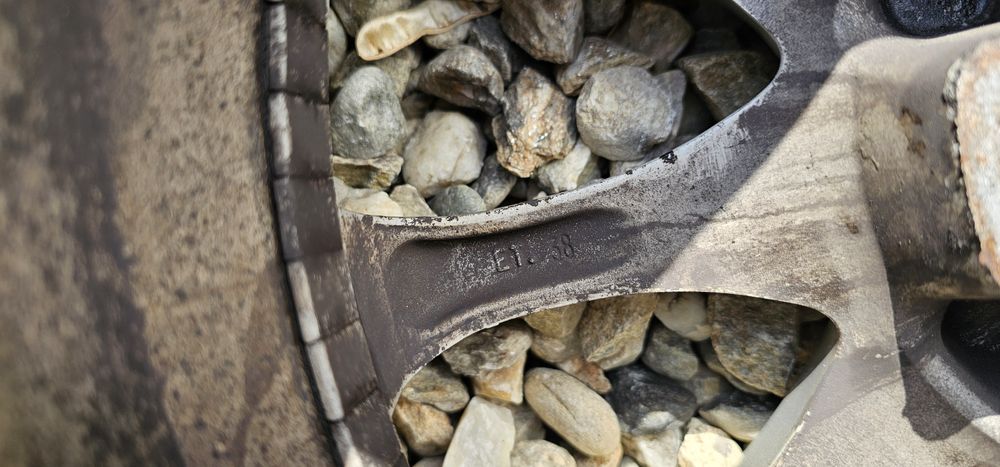 Jante Roti iarna BMW F30 F31 E90 E91 205 60 R16 Uniroyal NOI