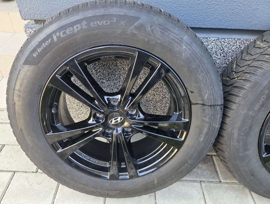 Jante R17 Kia Sportage Nq5 Hyundai Tucson Nx4 Anvelope iarna 215 65 R17 Senzori presiune