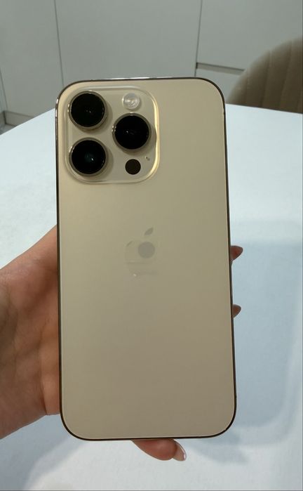 Продаю Iphone 14pro