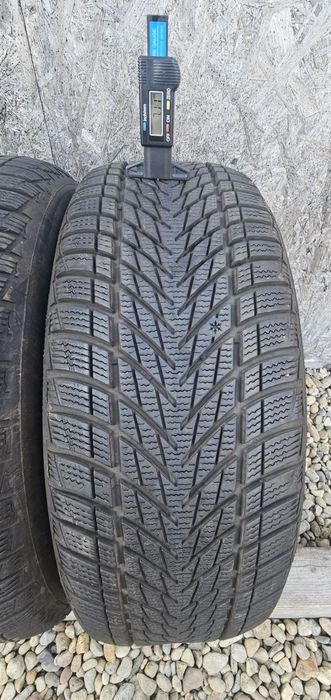 Anvelope Goodyear UltraGrip Performance 3 M+S 215/55 R17 98V