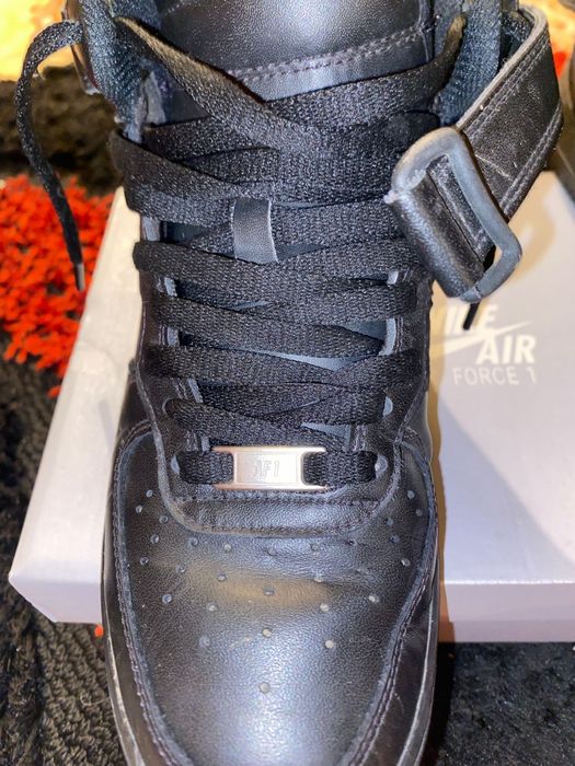 Air force 1 black mid