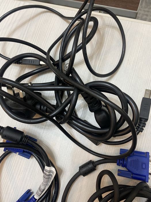 Шнуры для монитора
