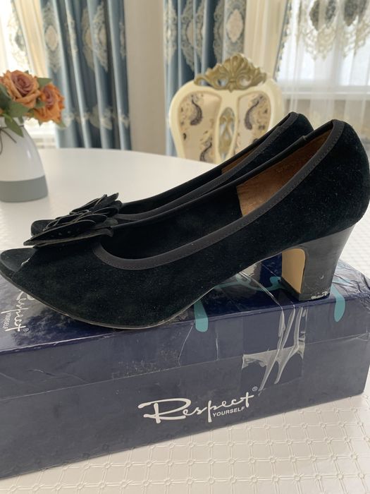 Продам б/у обувь