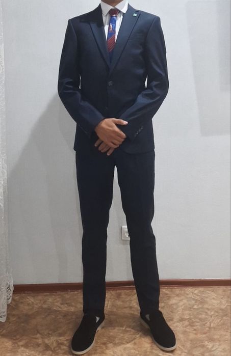 Школьная форма и классический костюм