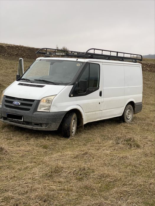 Vând Ford Tranzit
