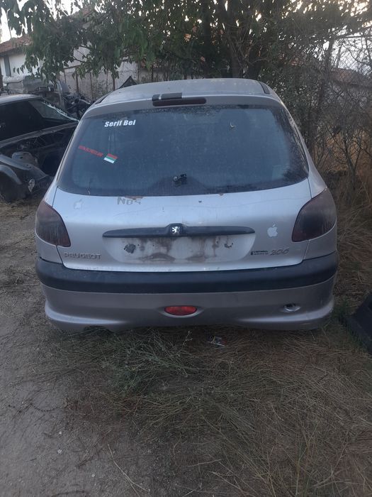 Пежо 206 1.4i САМО НА ЧАСТИ