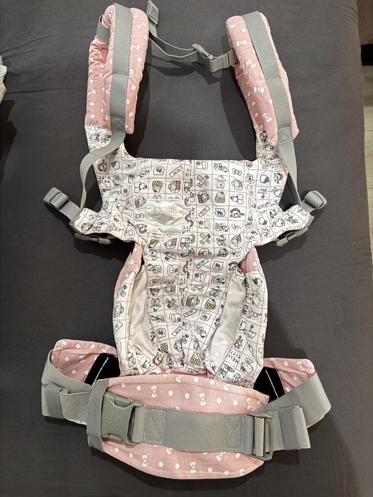 Ергономична раница Ergobaby Omni 360 – лимитирана серия Hello Kitty