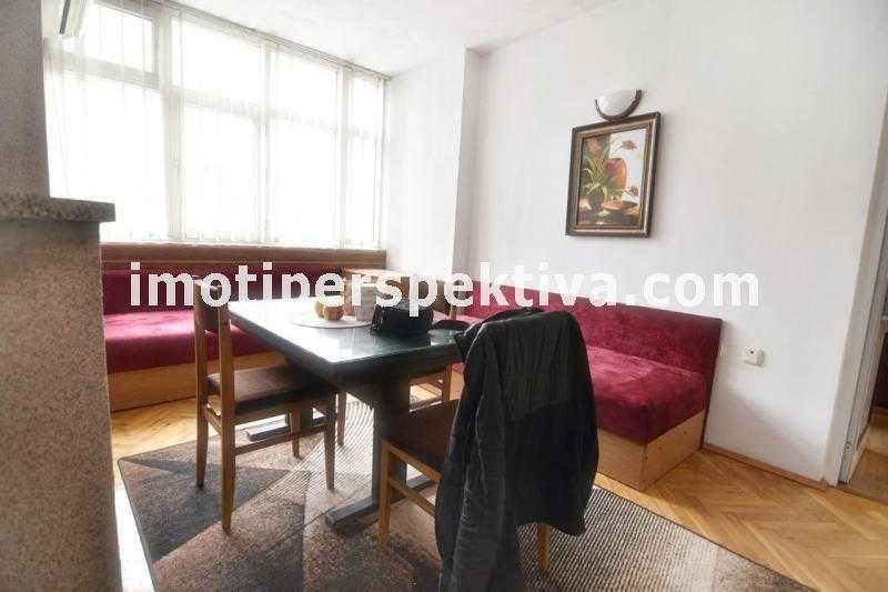 Продава се Тристаен апартамент в Пловдив, Кючук Париж - 100 кв.м за 2300 €/кв.м - Снимка #7