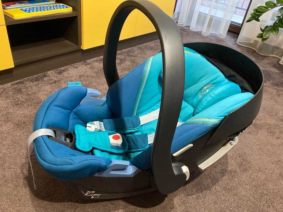 Cybex Aton 5 детско столче.