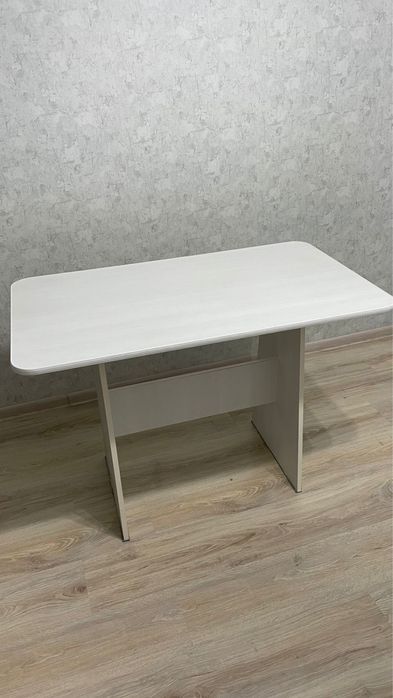 стол кухонный