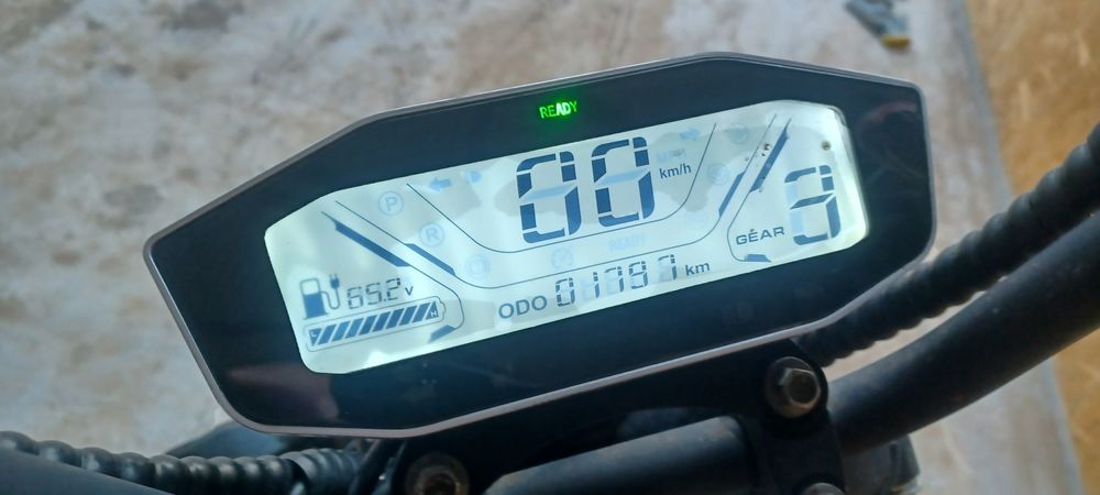 Электроскутер White Siberia.