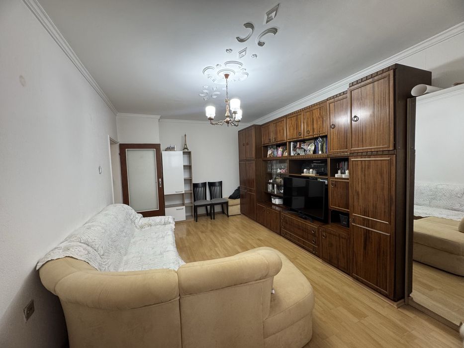 Продава се Двустаен апартамент в Плевен, Мара Денчева - 65 кв.м за 2000 €/кв.м - Снимка #12