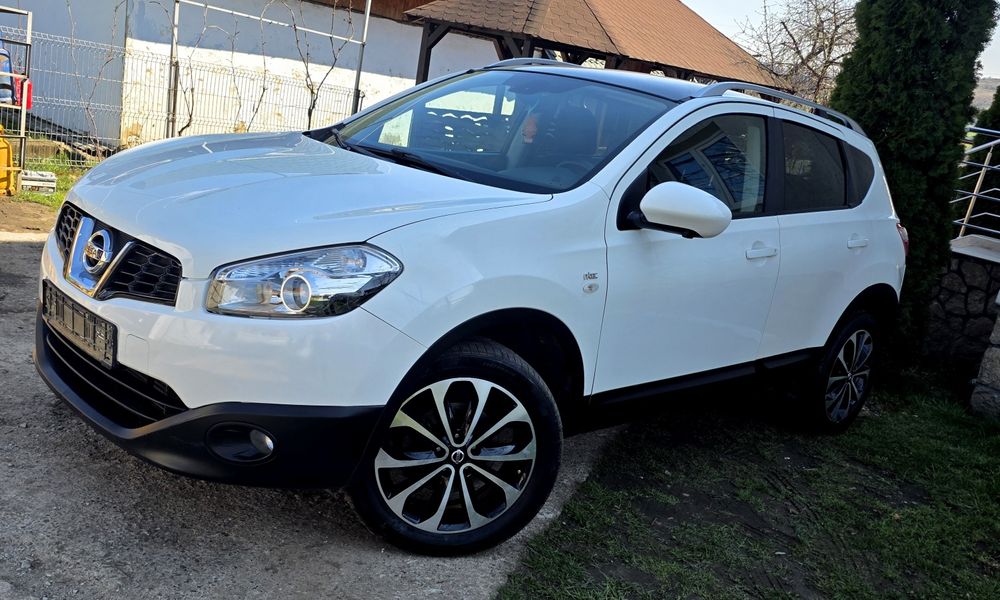 Nissan qashqai/cameră/panorama/impecabil