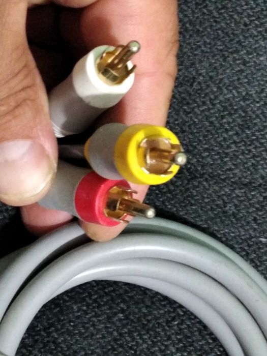 Cablu Nintendo  AV Wii cu 3 mufe RCA nou