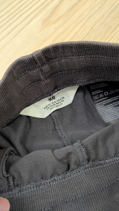 Лот детски панталони h&m и други размер 122, 6-7 години за момче.