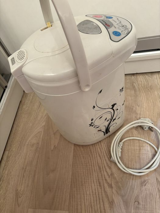 Термопот Binatone