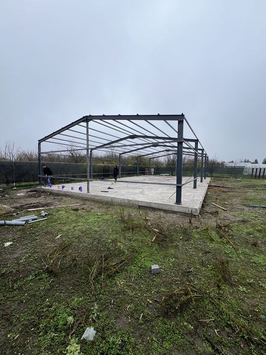 Vând structură metalică 10/20/3 confecționate din ipe 180