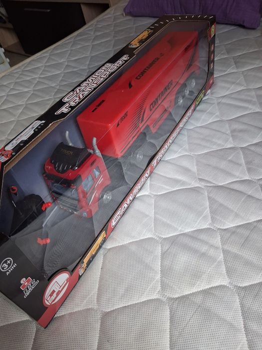 Радиоуправляем камион