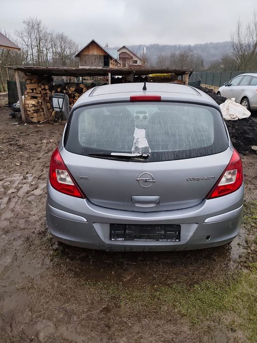 Vând Opel CORSA  Z13DTJ