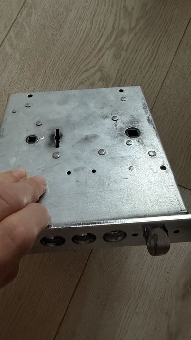 Замок дверной. ЦЕНРТ.