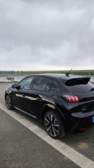 Vand Peugeot 208 GT Line automat